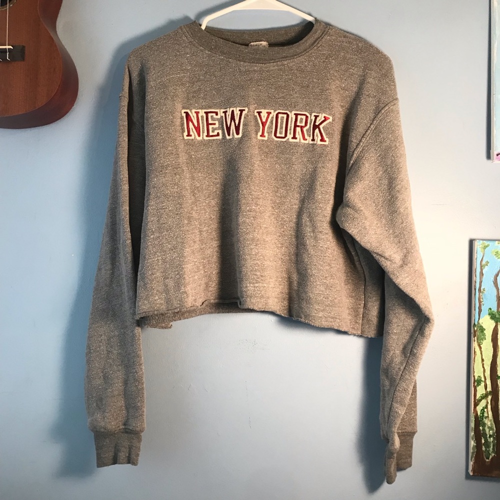 Brandy Melville cropped sweatshirt “New York”